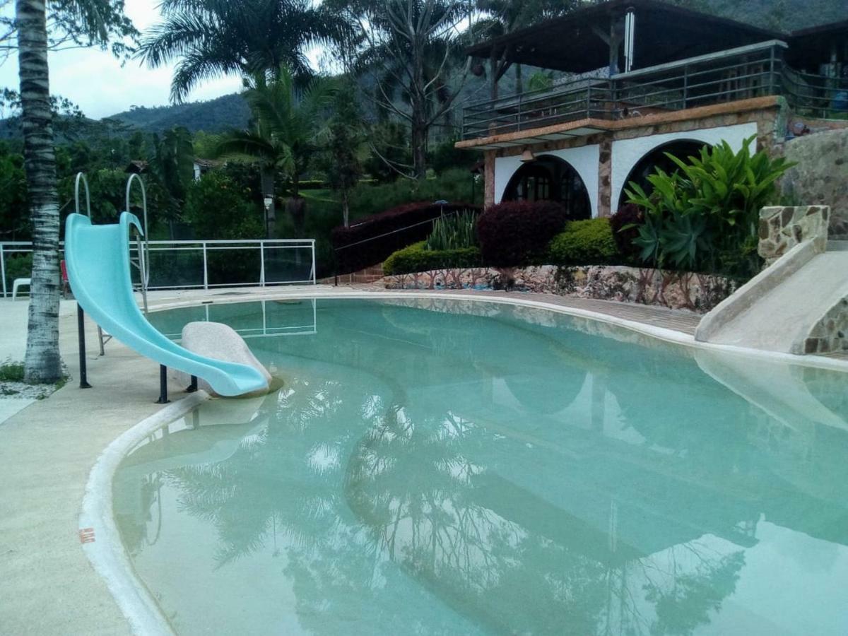 Hotel La Cuspide Calimita Esterno foto